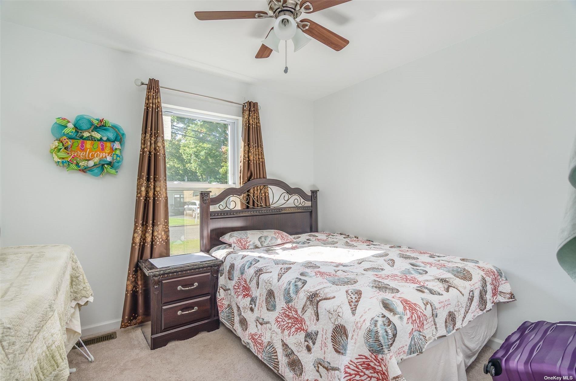 7 Henry Street, Centereach, New York image 18