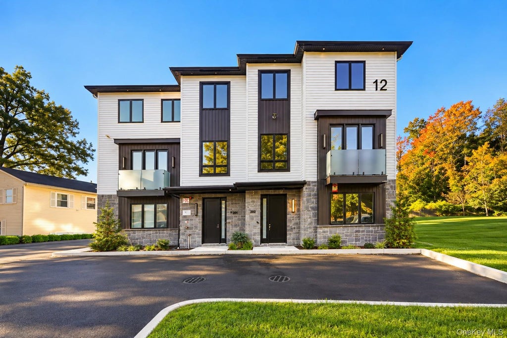 Photo of 12 Sherman Drive #202, Spring Valley, NY 10977 (MLS # 1062943)