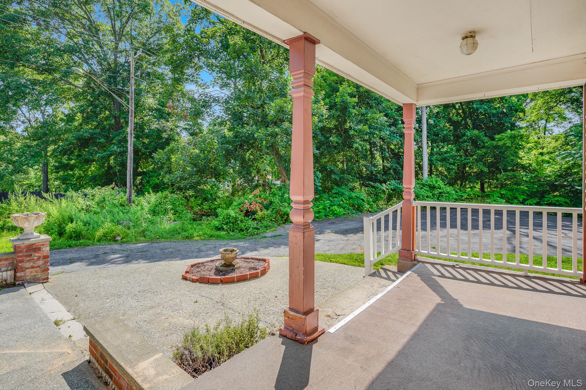 23 Kent Avenue