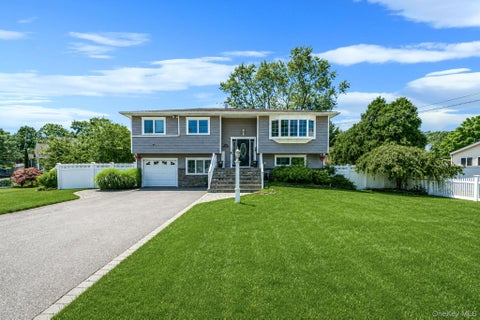 Homes For Rent - 309 Sunrise Drive<br/> Sayville, NY 11782