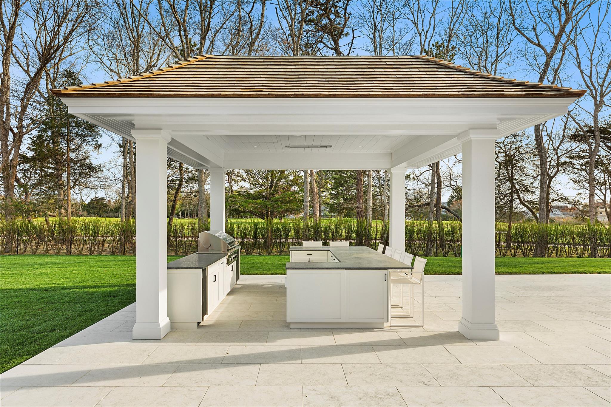 171 Oneck Lane, Westhampton Beach, New York image 37