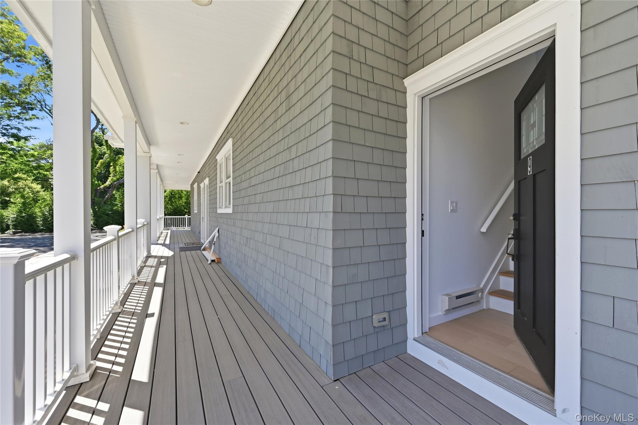 19 Montauk Highway 9