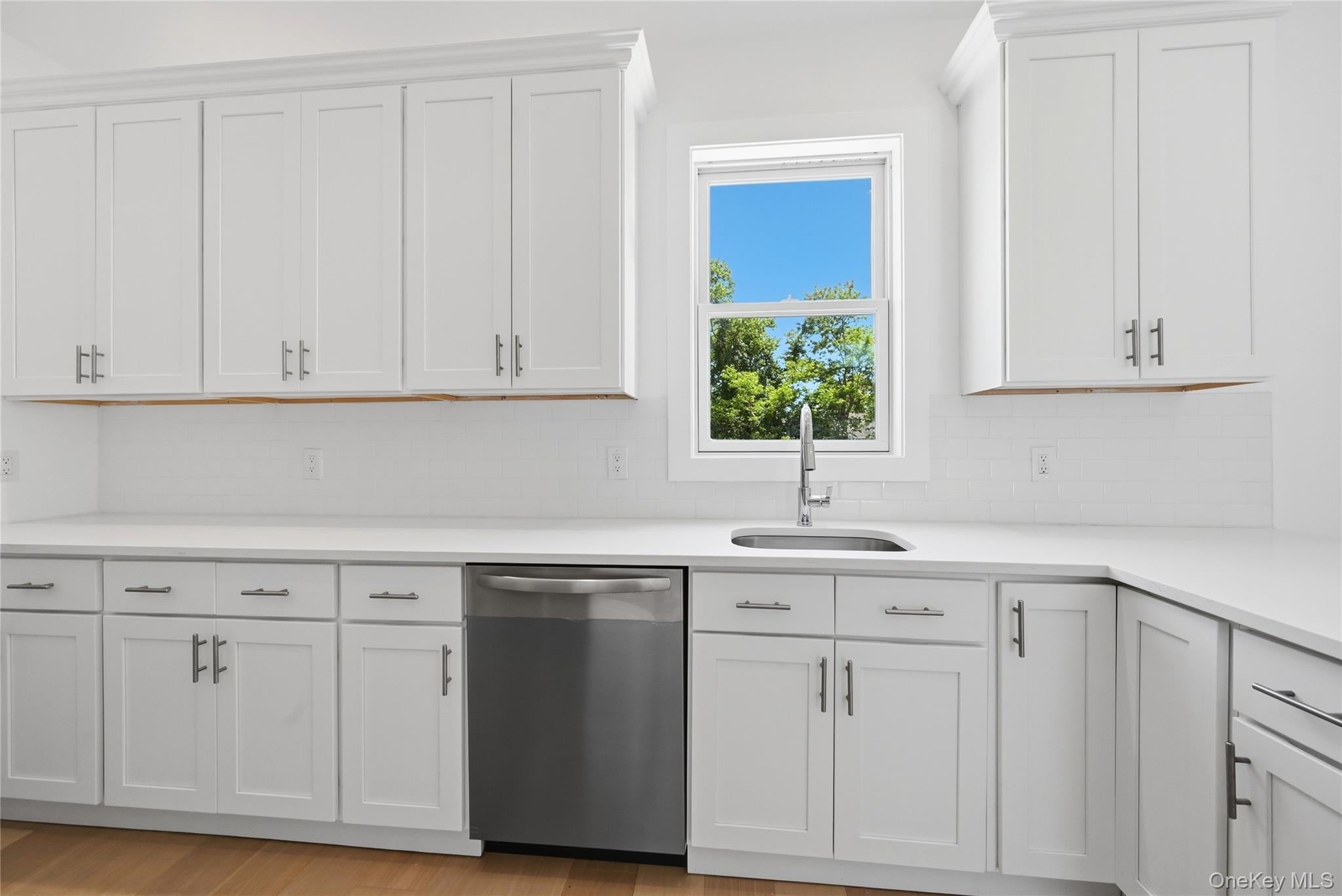 19 Montauk Highway 9