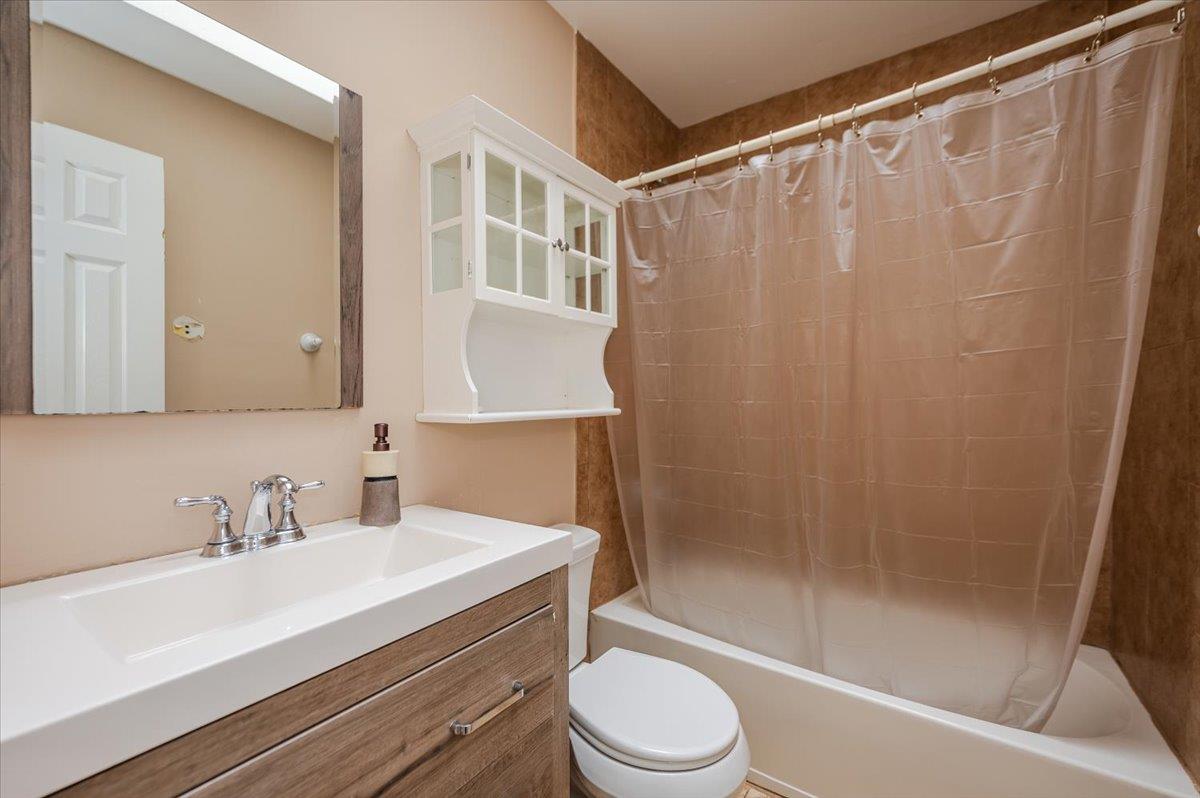 136 Monell Avenue, Islip, New York image 17