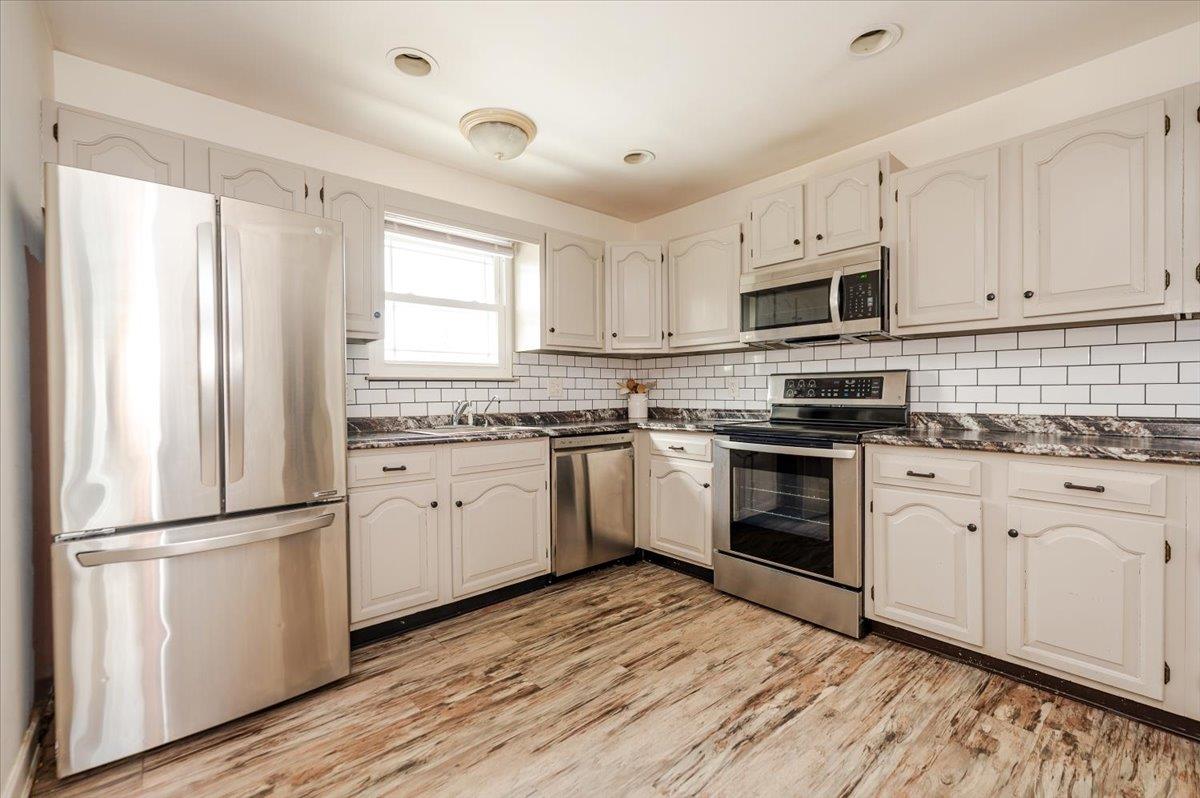 136 Monell Avenue, Islip, New York image 9