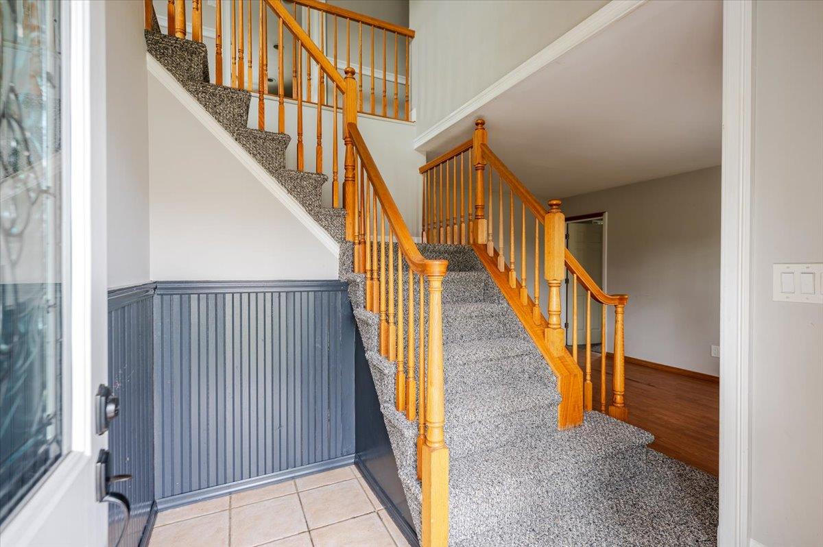 136 Monell Avenue, Islip, New York image 2