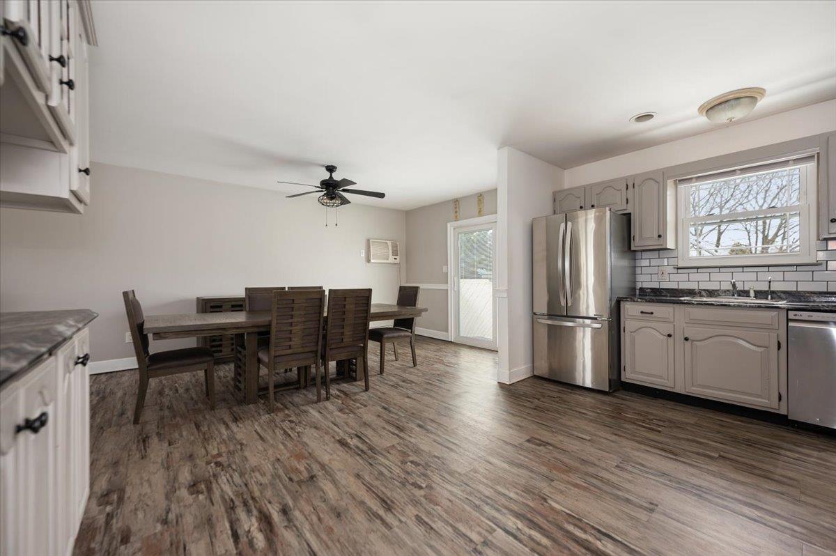 136 Monell Avenue, Islip, New York image 10