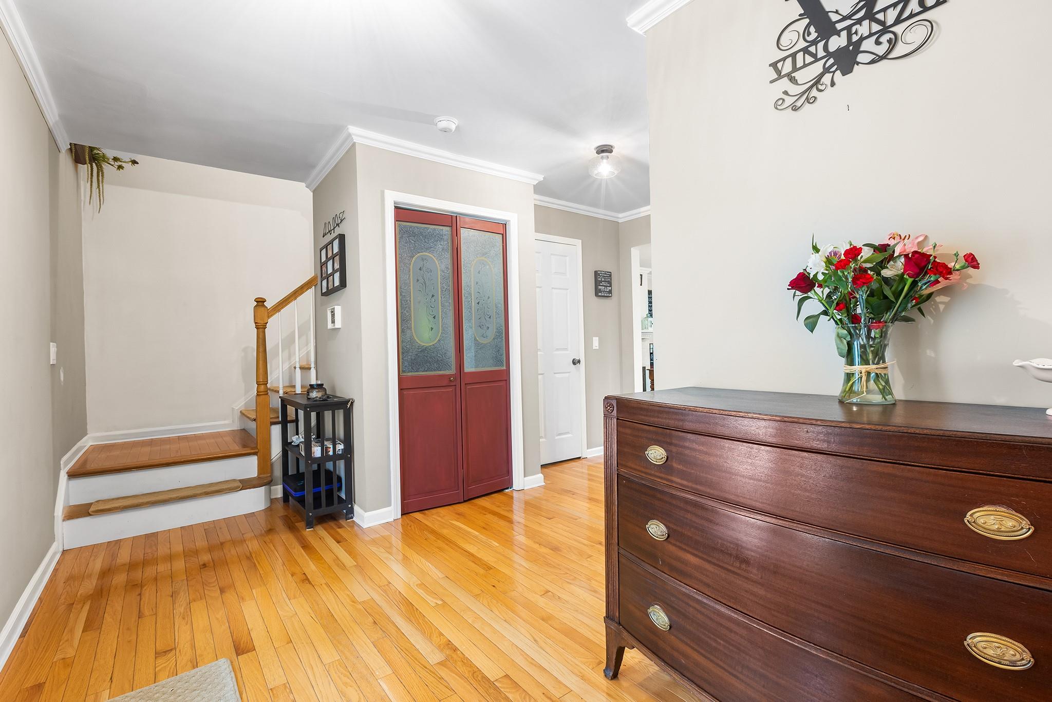 6 Sloan Court