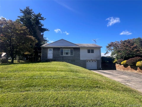 Photo of 108 Wood Street, Newburgh, NY 12550 (MLS # 1047537)