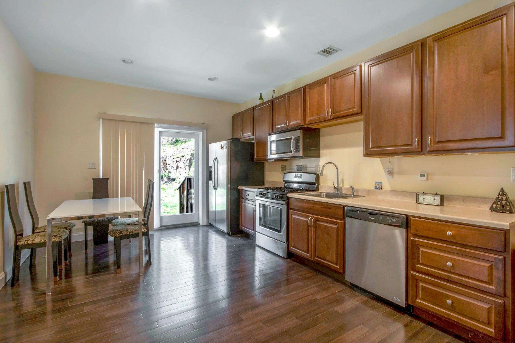 405 Christian Herald Road, Valley Cottage, New York image 15