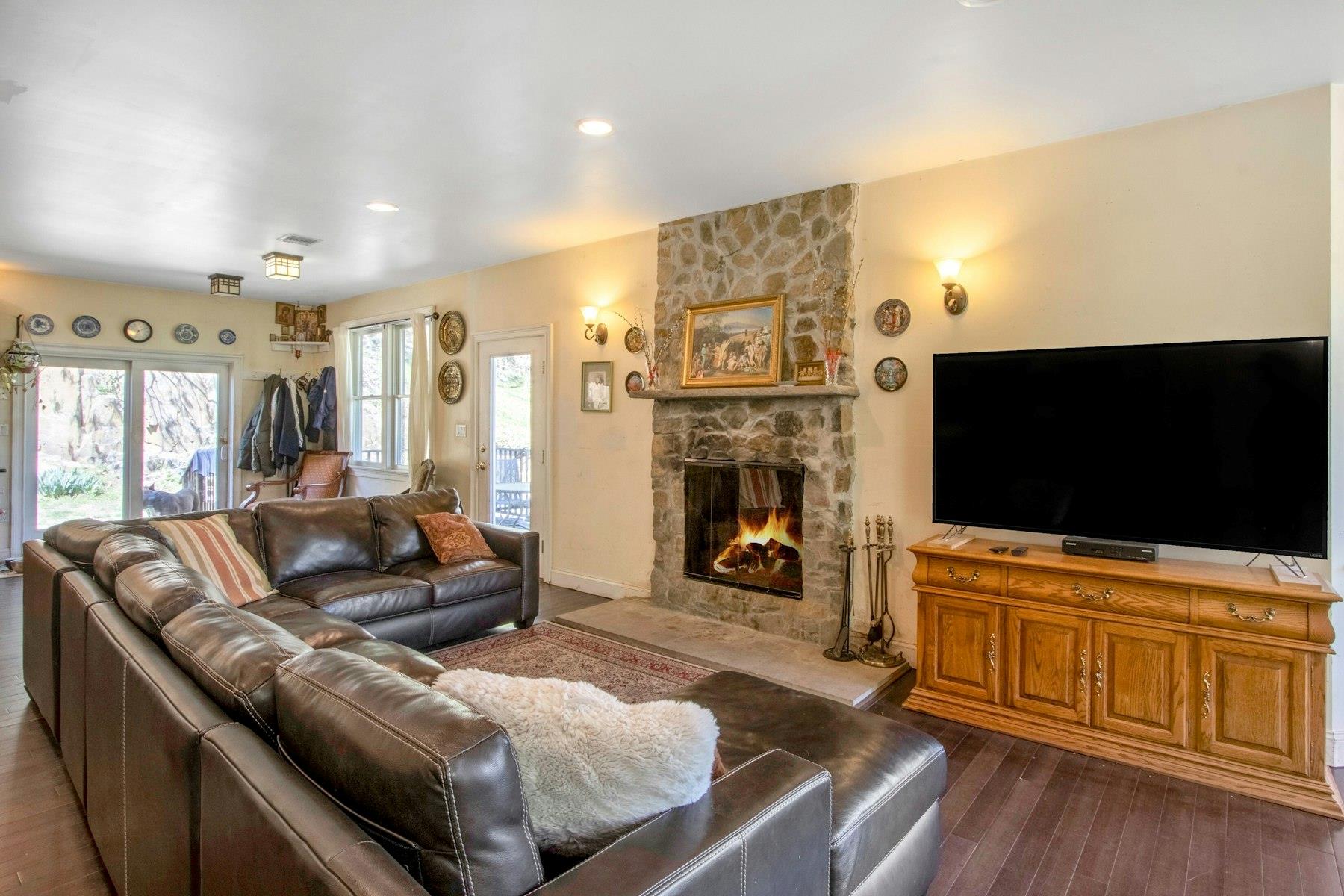 405 Christian Herald Road, Valley Cottage, New York image 9
