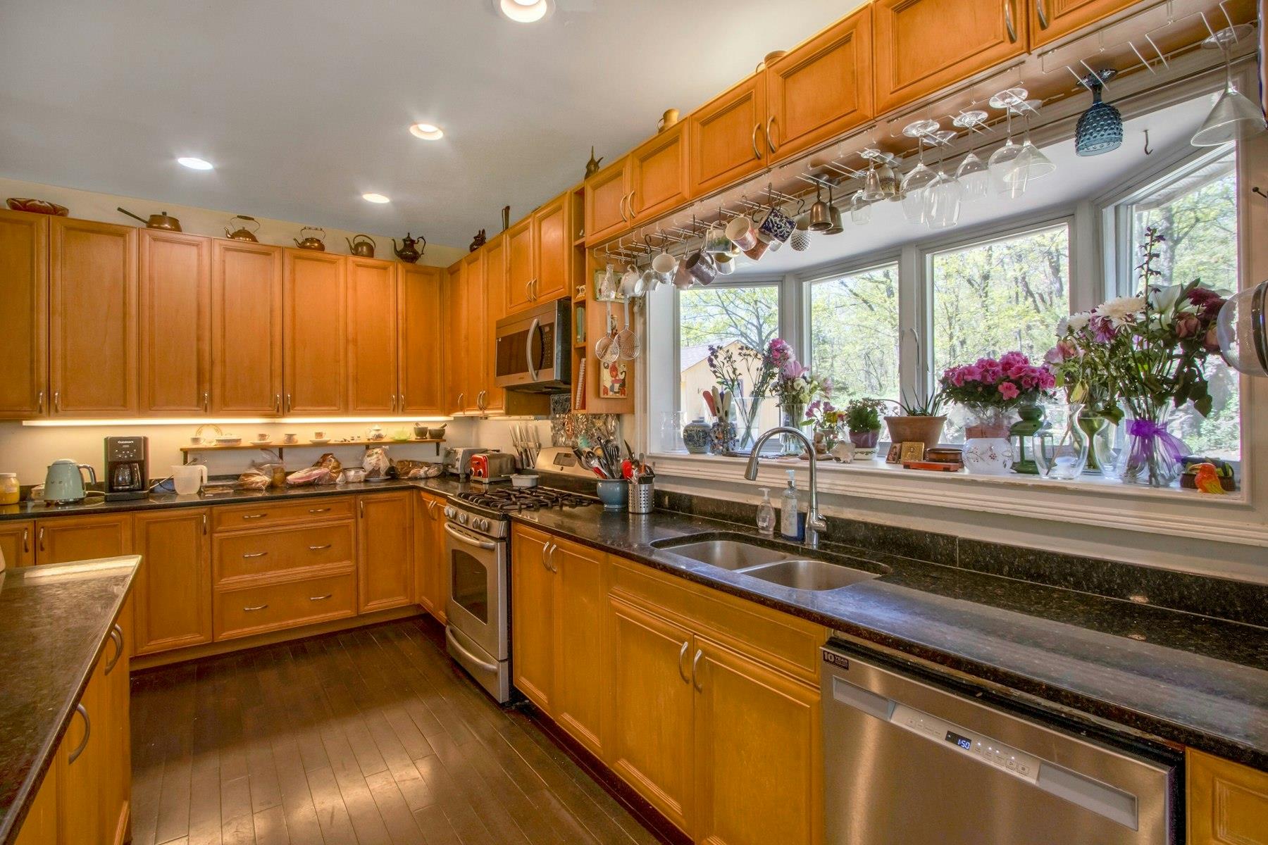 405 Christian Herald Road, Valley Cottage, New York image 12
