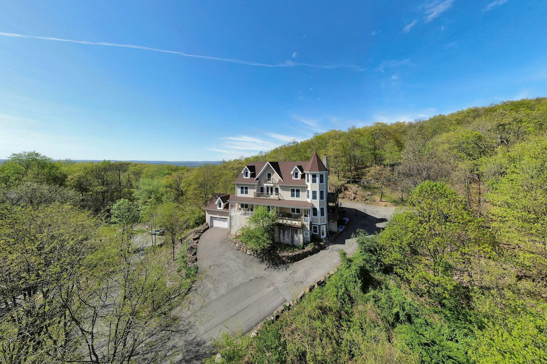 405 Christian Herald Road, Valley Cottage, New York image 2