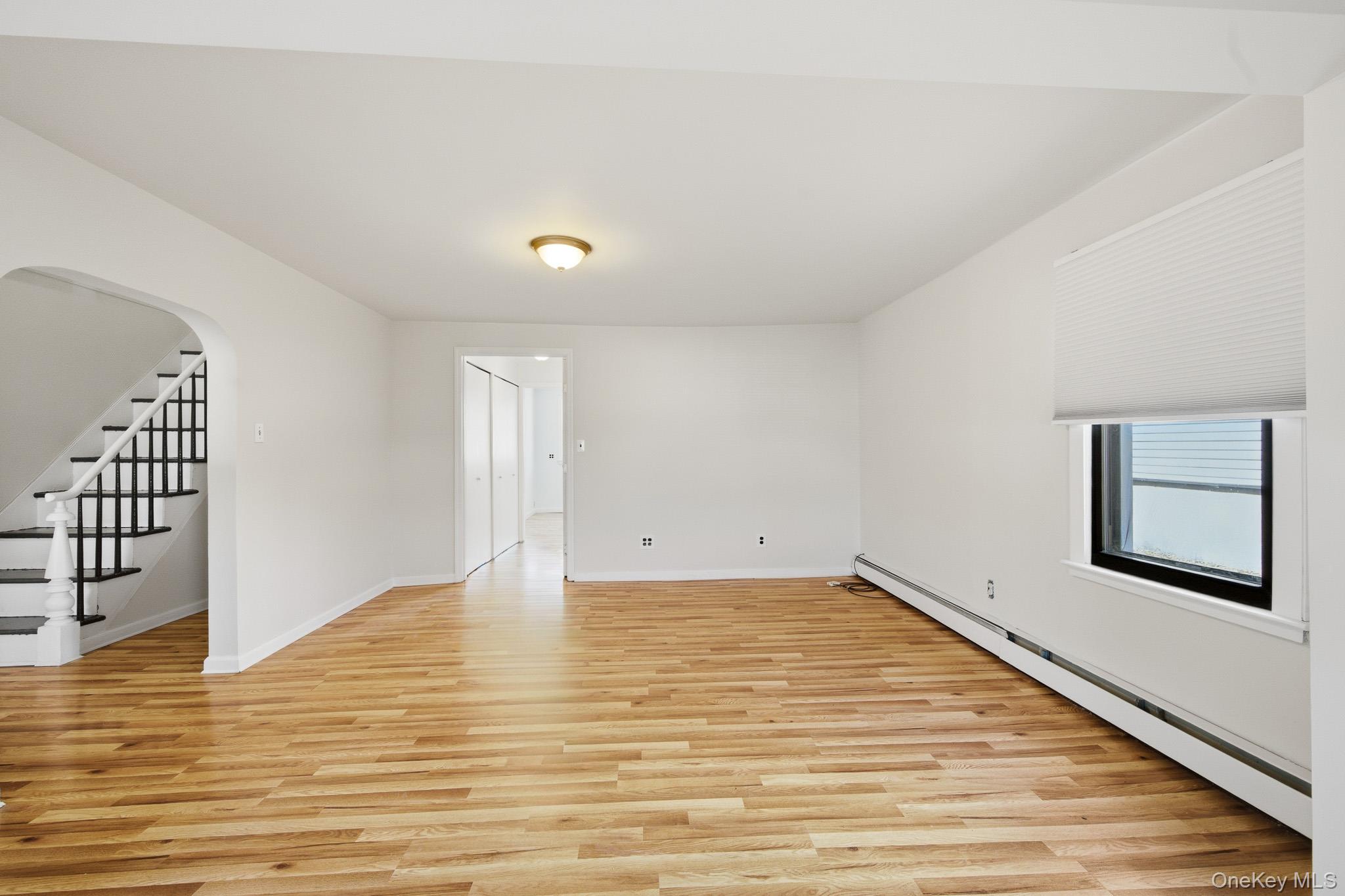 94 E Lakewood Street