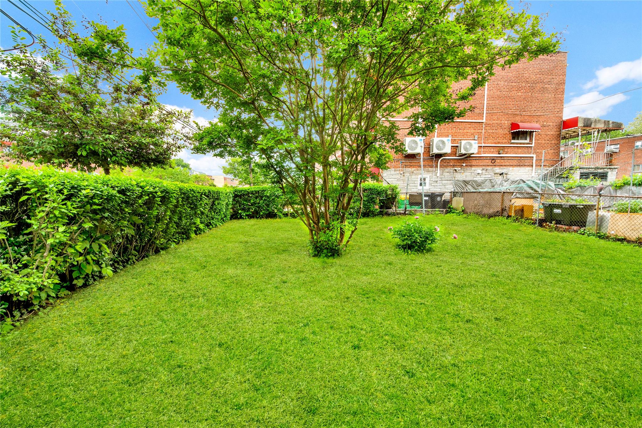 2080 Lacombe Avenue, Bronx, New York image 16