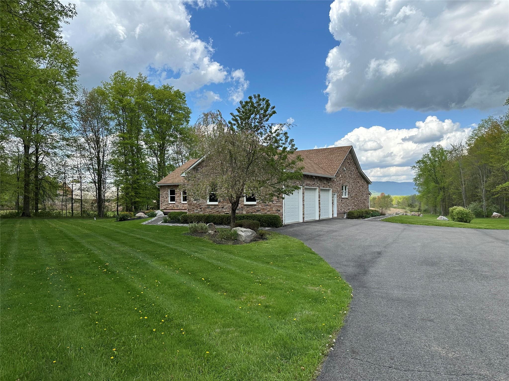 556 Bruyn Turnpike, Wallkill, New York image 32
