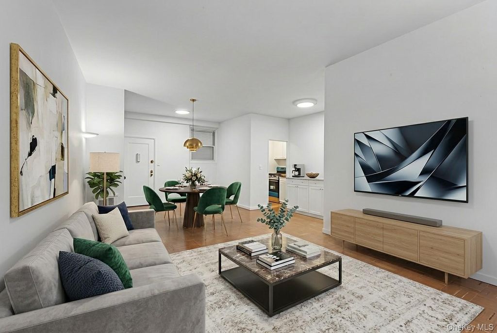 Photo of 35-31 85th Street #1J, Jackson Heights, NY 11372 (MLS # 966787)