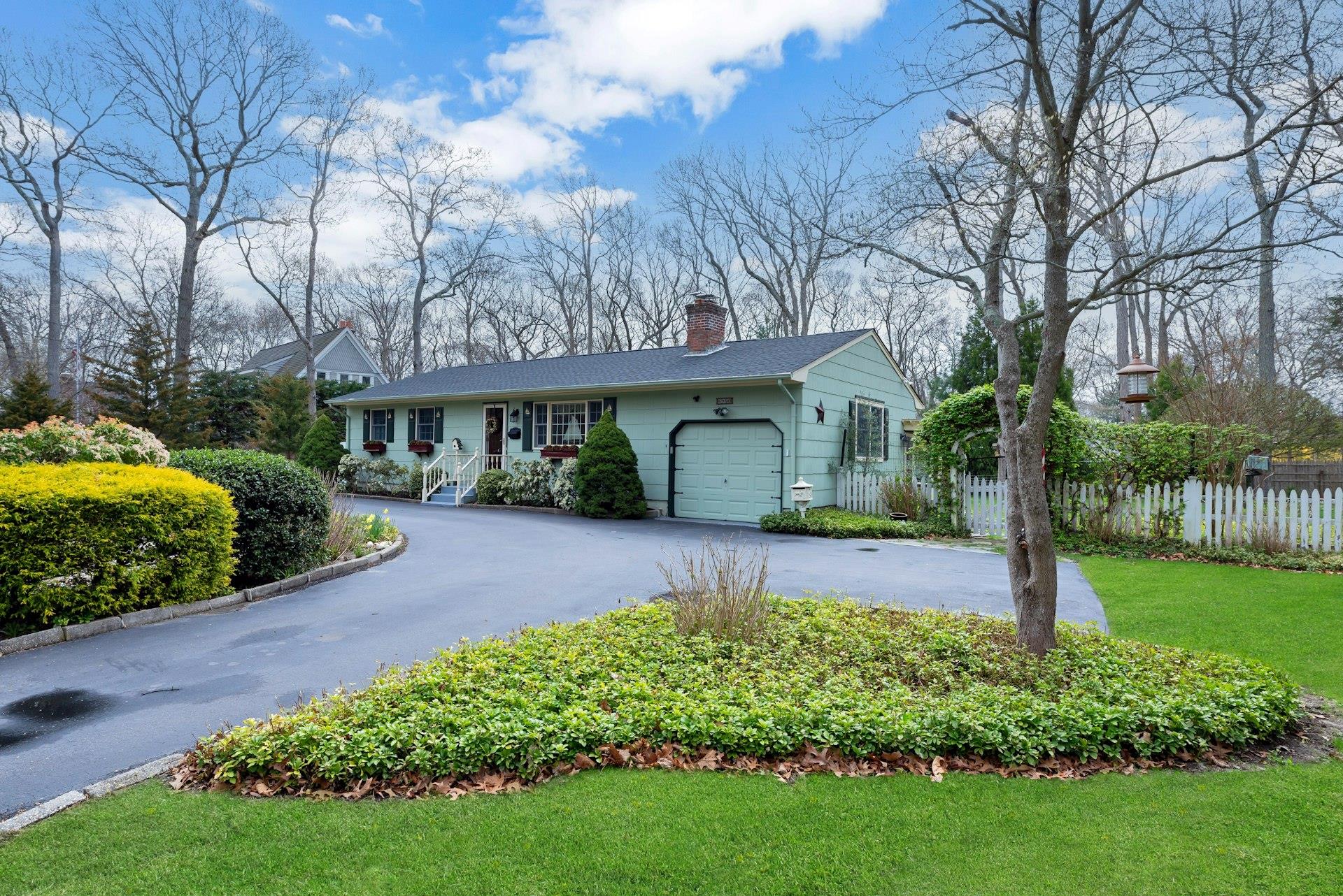 6980 Skunk Lane, Cutchogue, New York image 2
