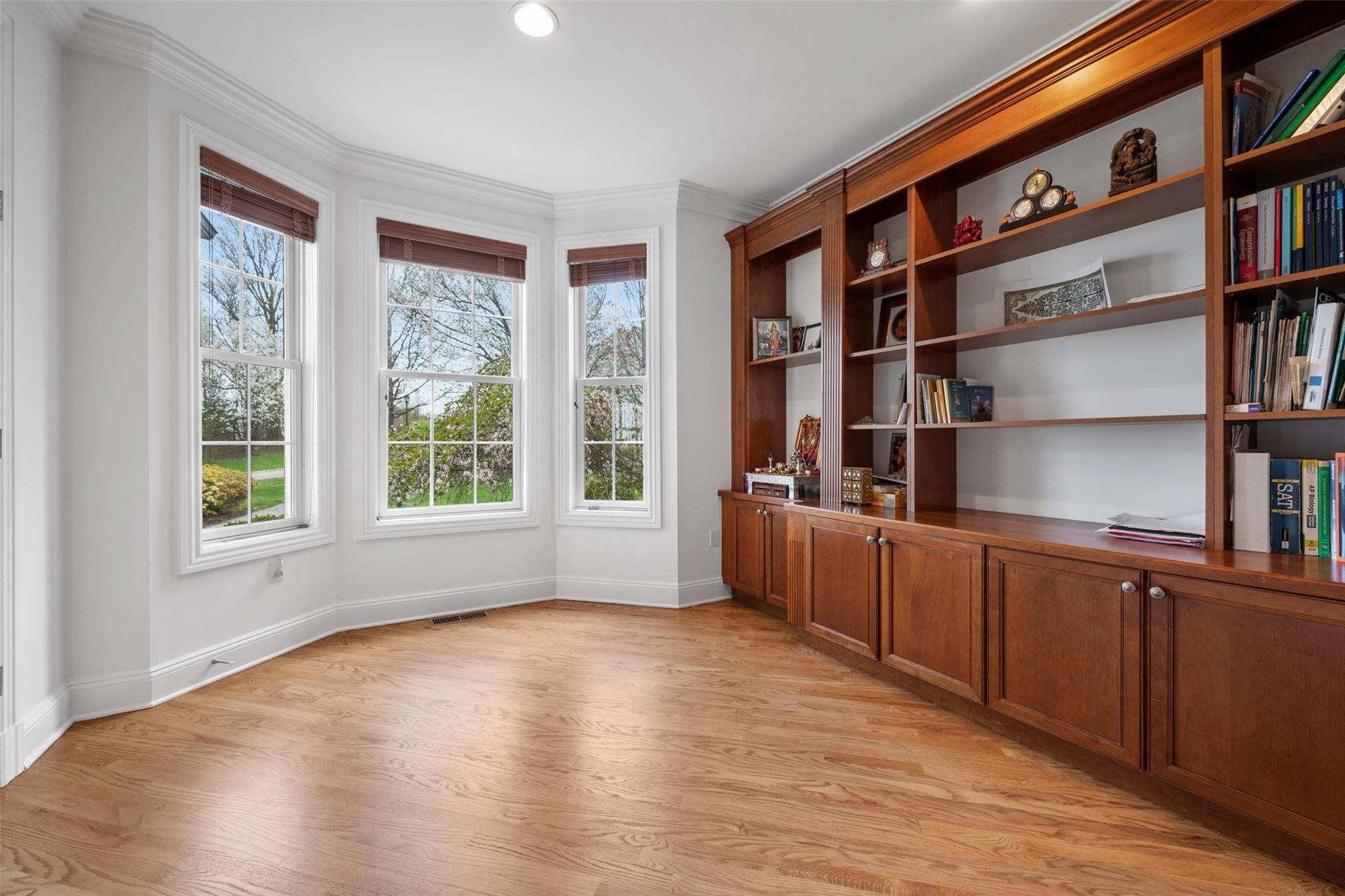 111 Mansion Ridge Boulevard, Monroe, New York image 9
