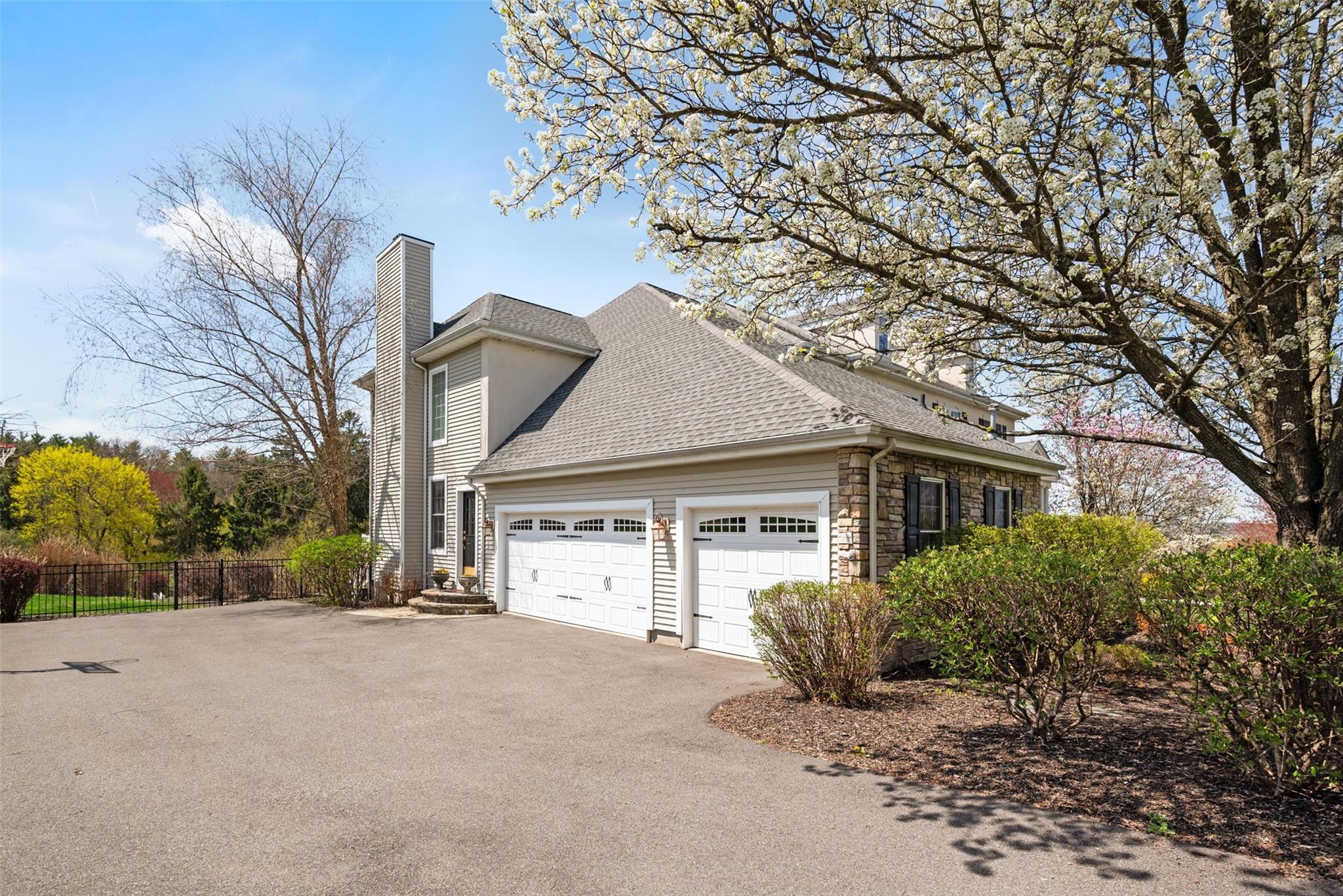 111 Mansion Ridge Boulevard, Monroe, New York image 49