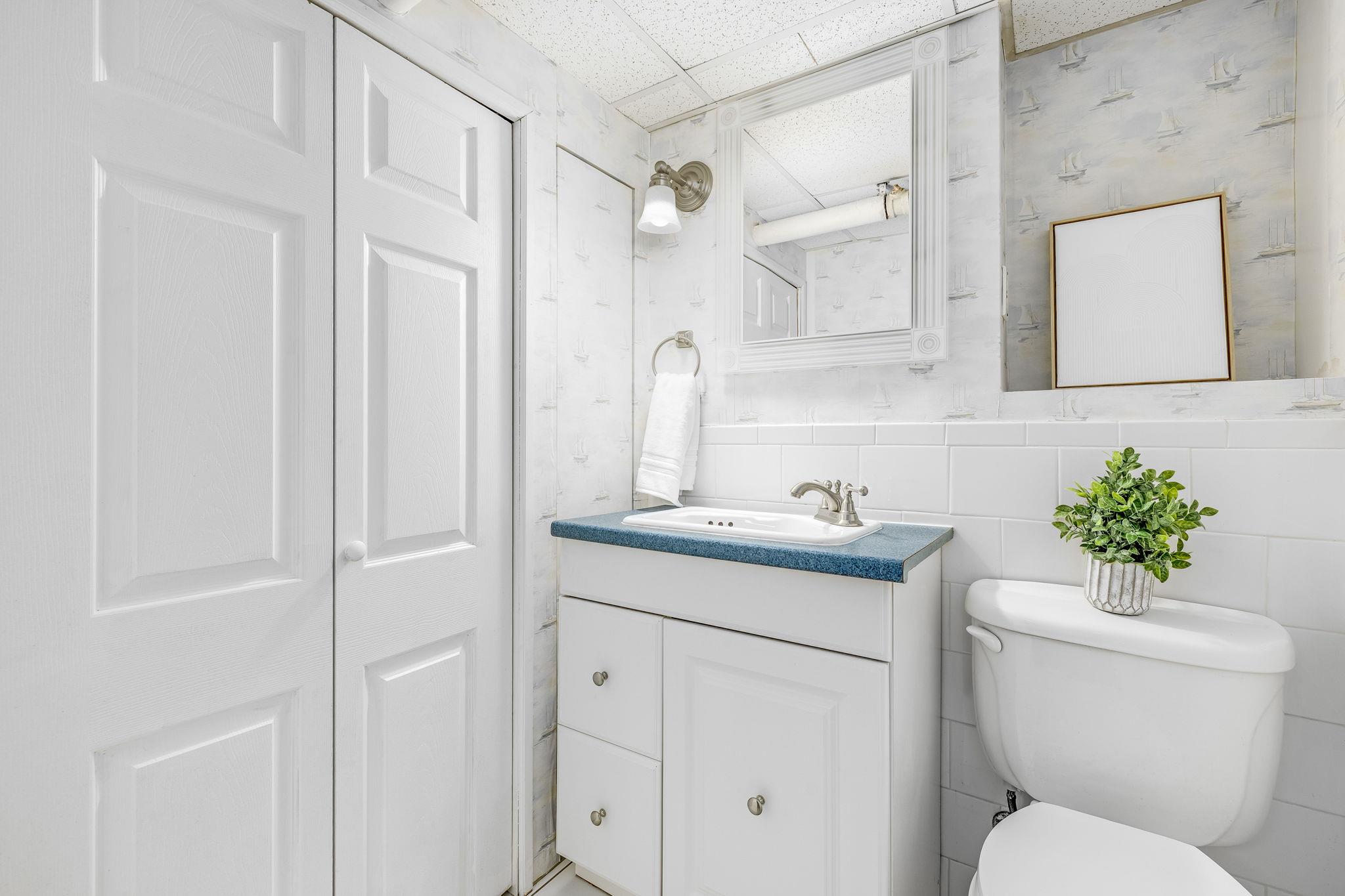165 Lyons Road, Scarsdale, New York image 19