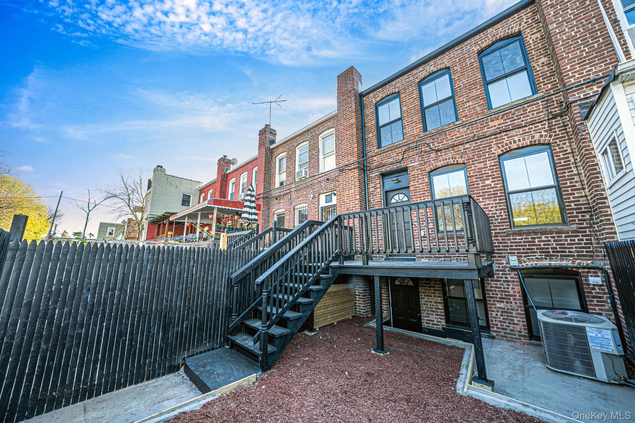 1139 Brooklyn Avenue