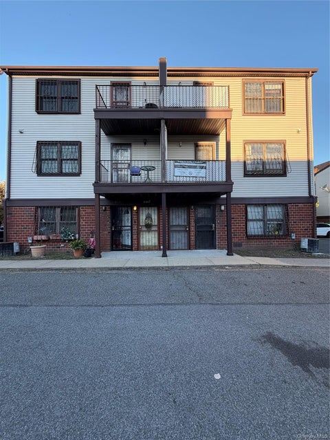 Condo For Sale - 818 Trinity Avenue #B<br/> Bronx, NY 10456