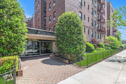 Homes For Sale - 83-35 139 Street #5M<br/> Briarwood, NY 11435