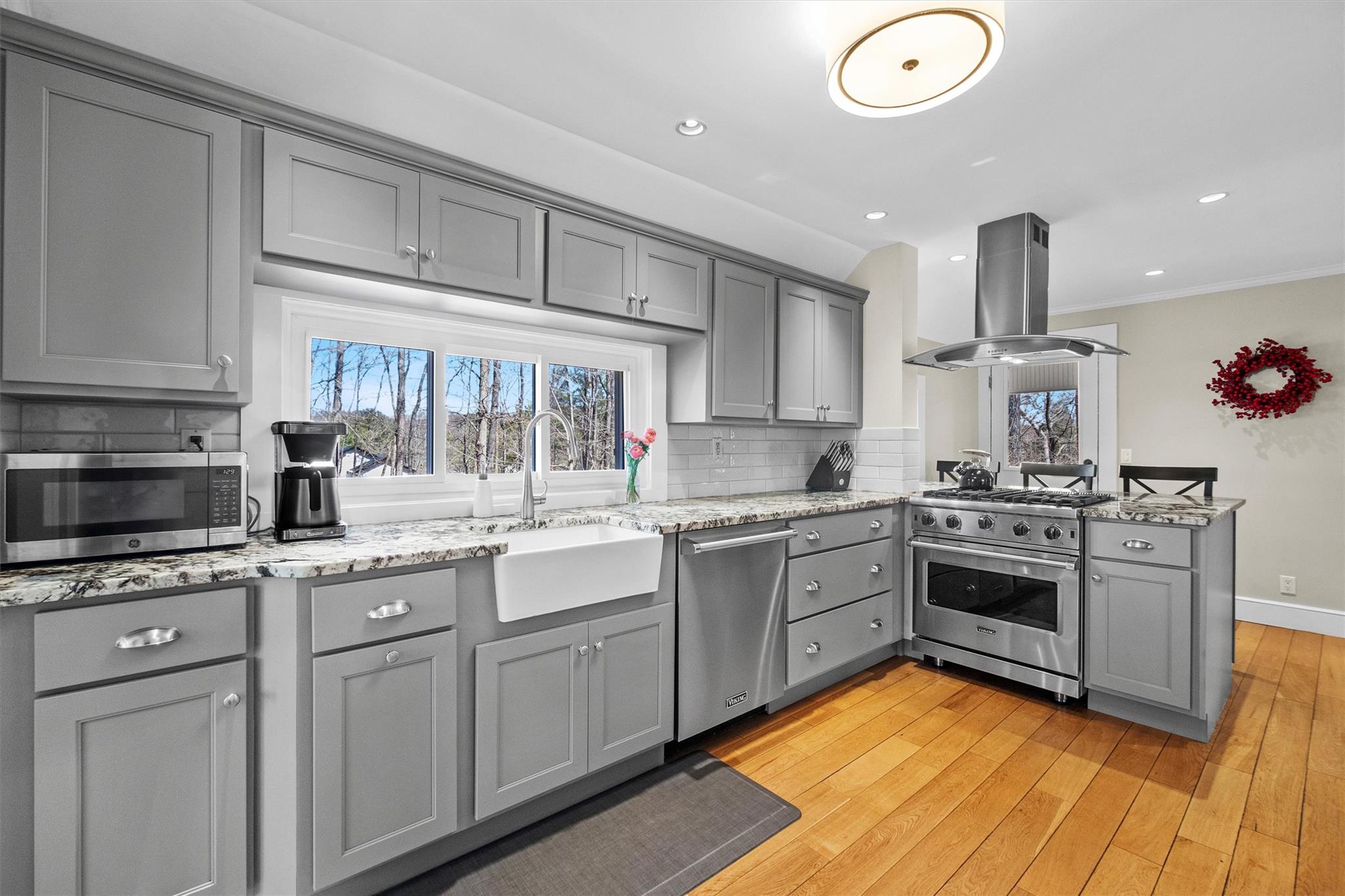 76 Smith Hill Road, Monsey, New York image 16