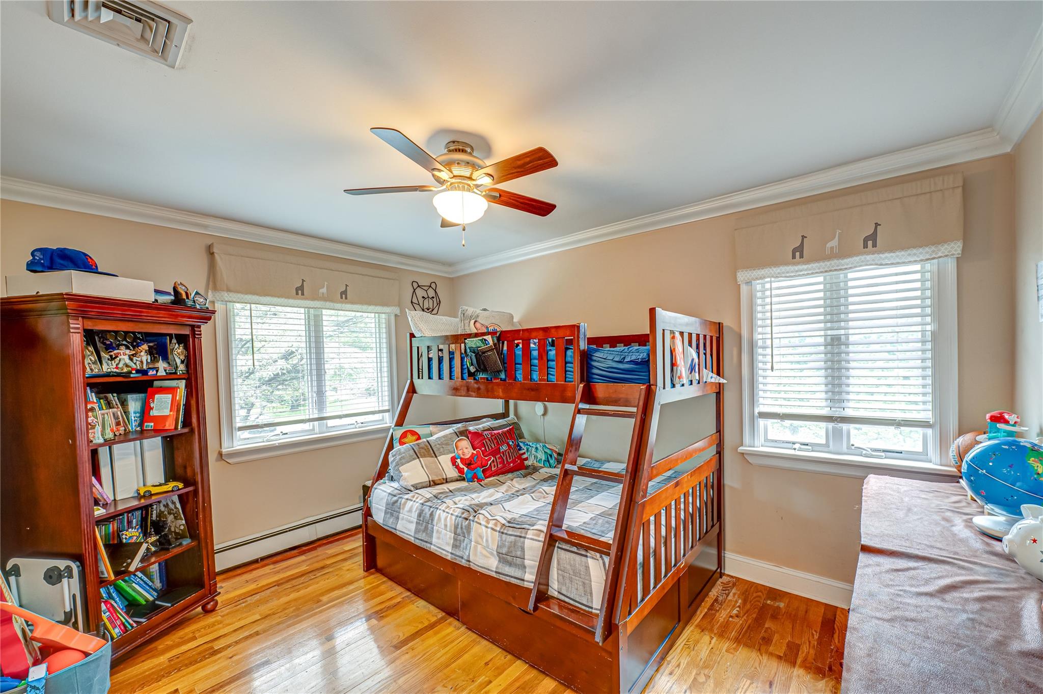 4 Greenvale Drive, East Northport, New York image 14