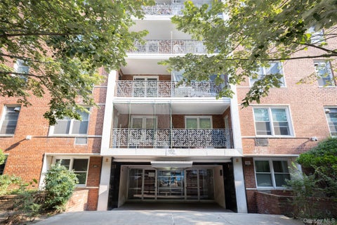 Homes For Sale - 144-30 Sanford Avenue #2N<br/> Flushing, NY 11355