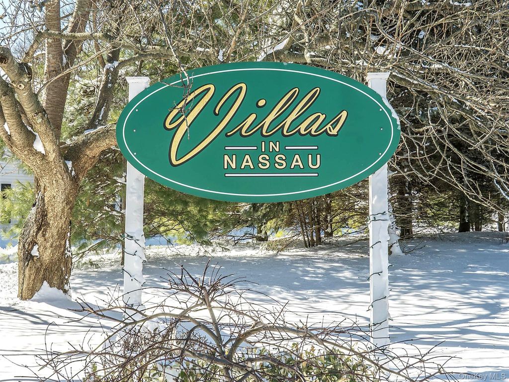 Photo of 78 Santa Barbara Drive, Plainview, NY 11803 (MLS # 964973)