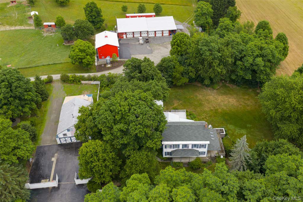 Photo of 2327 Salt Point Turnpike, Clinton Corners, NY 12514 (MLS # 1017664)