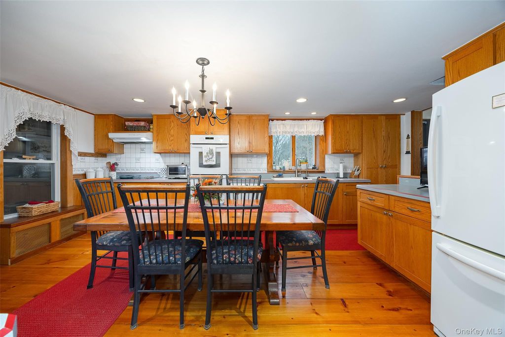 Photo of 2327 Salt Point Turnpike, Clinton Corners, NY 12514 (MLS # 1017664)