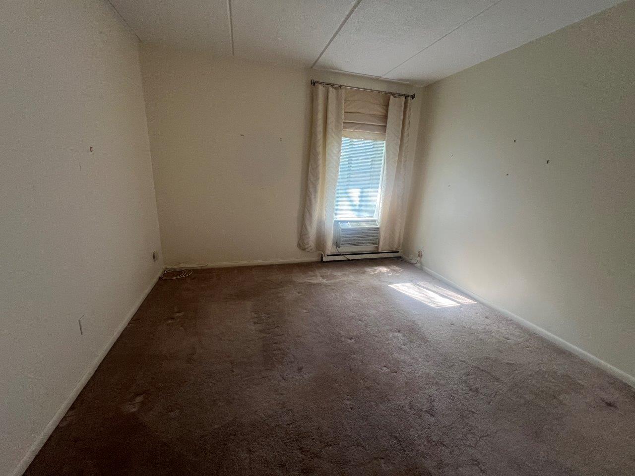 160 Academy Street 1F