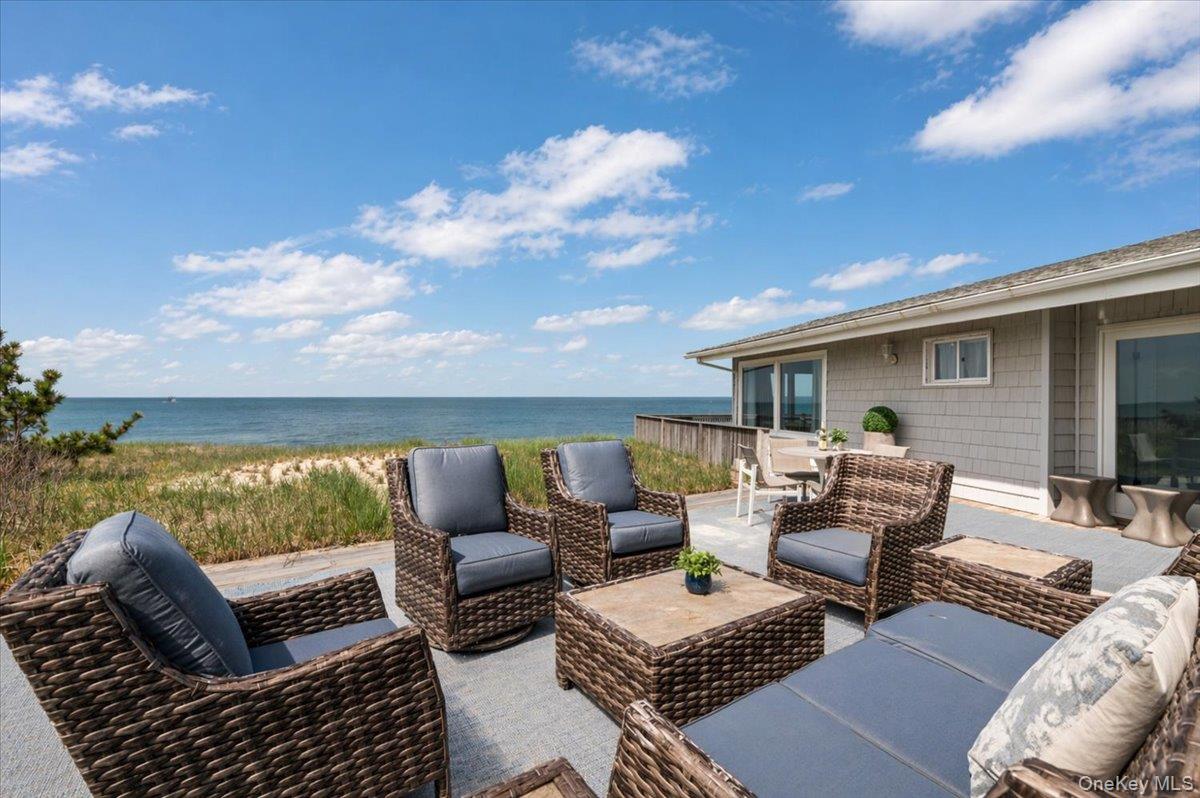 112 Soundview Drive