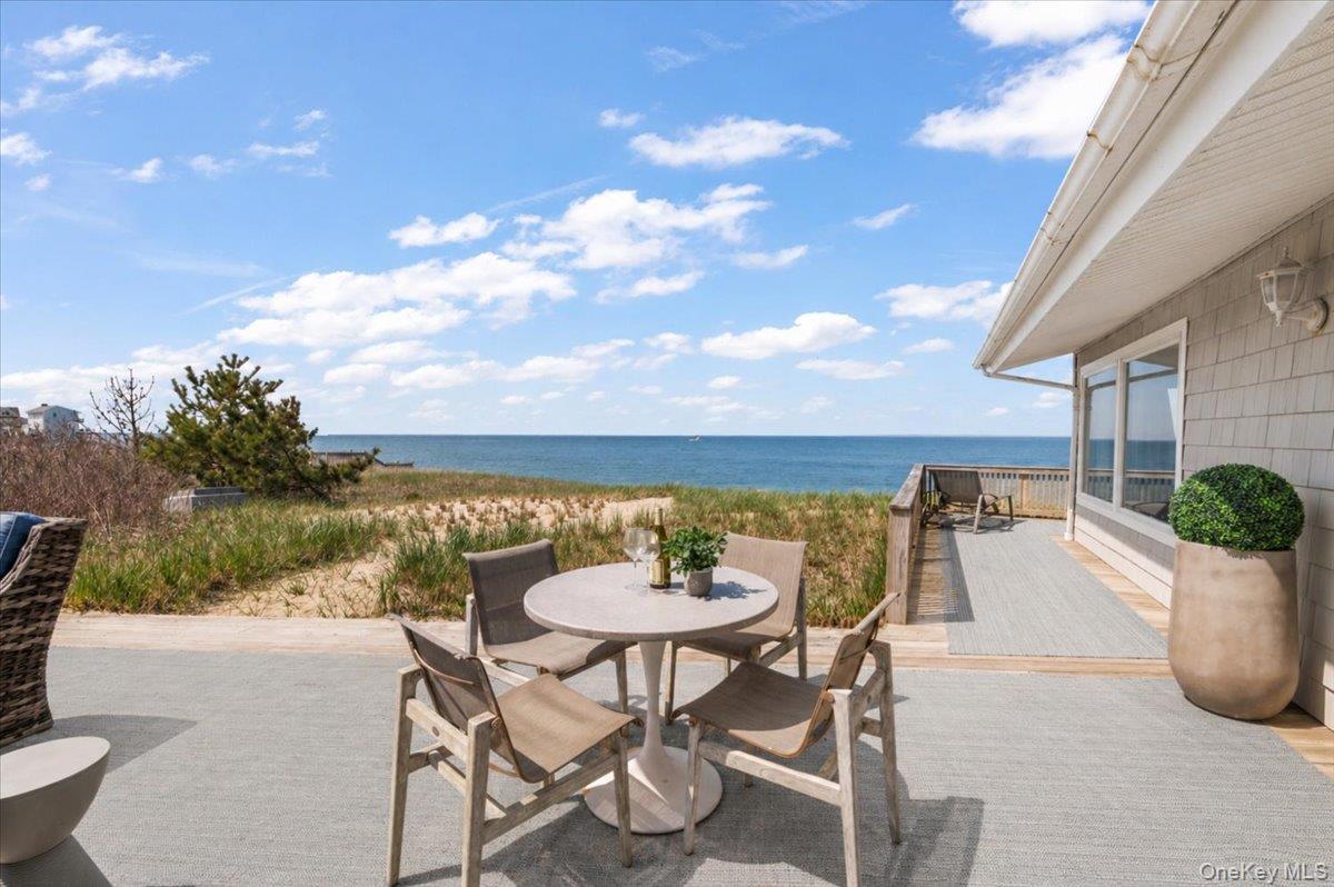 112 Soundview Drive