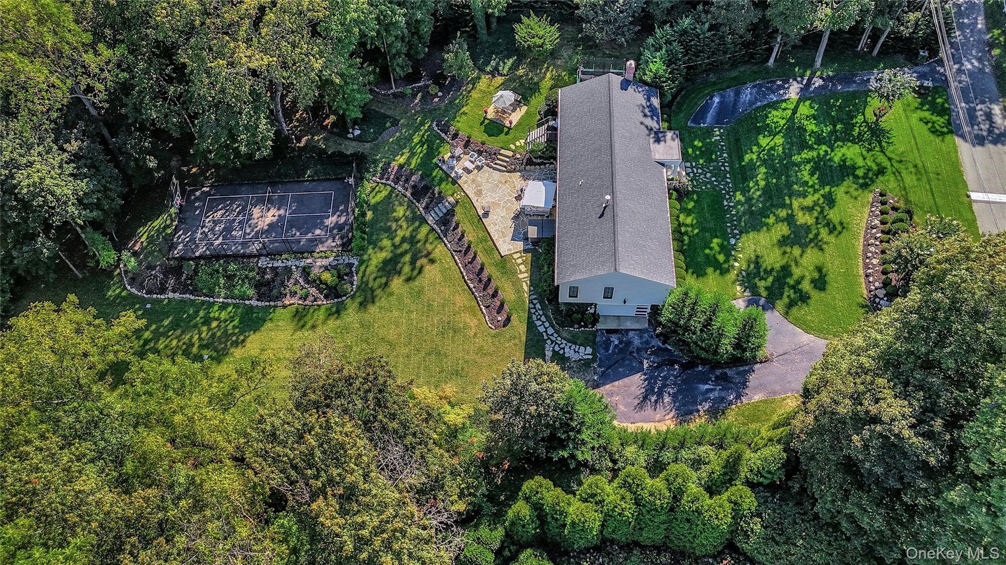 262 Huntington Bay Road
