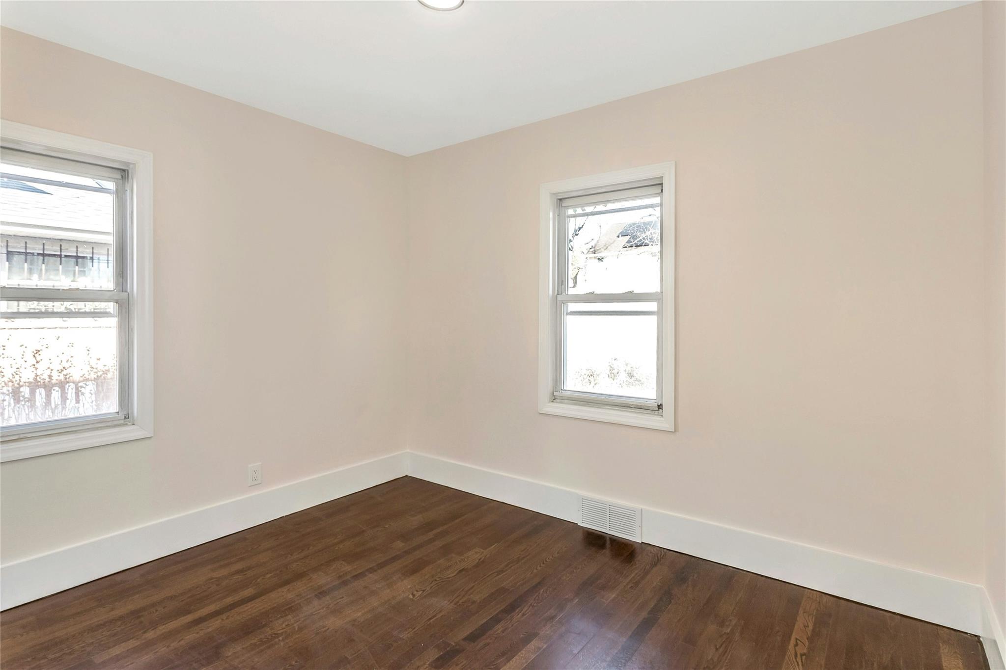 11 Madison Avenue, Hempstead, New York image 14