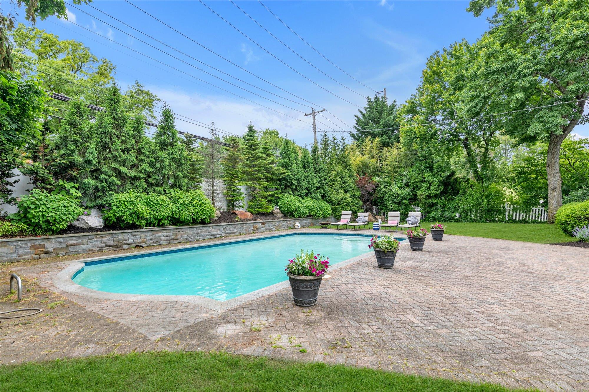 22 Sunnyvale Road, Port Washington, New York image 21