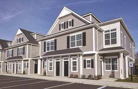 Apartment For Rent - 300 Sutton Court #161<br/> Mount Sinai, NY 11766