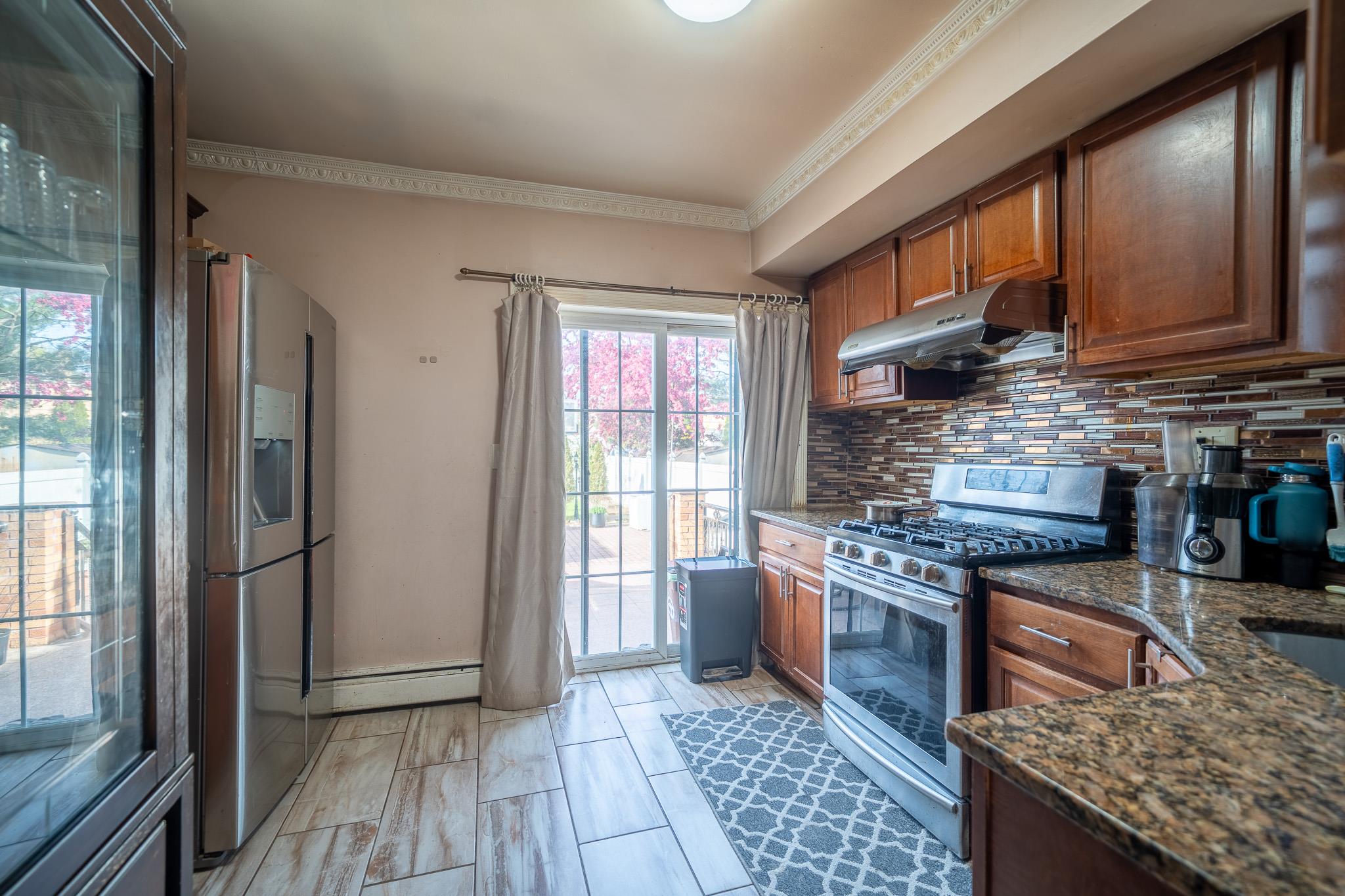 239-19 88th Av Ave, Bellerose, New York image 14