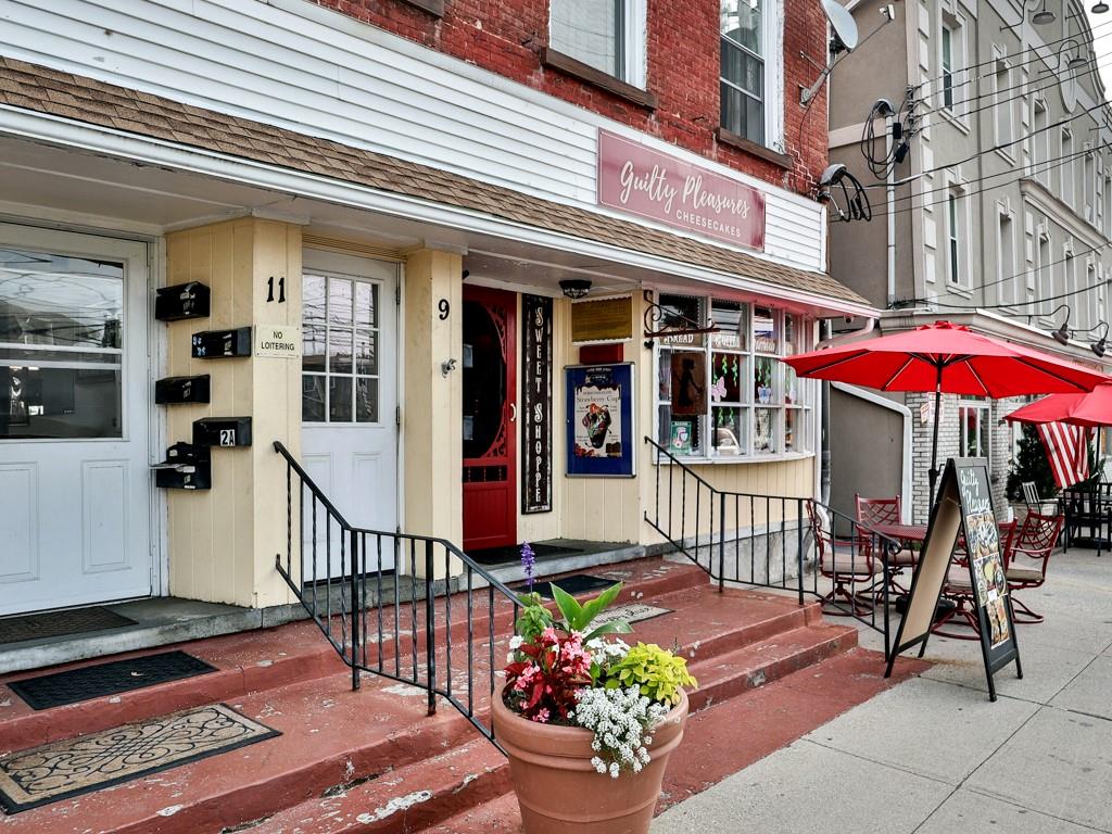 11 Goshen Avenue