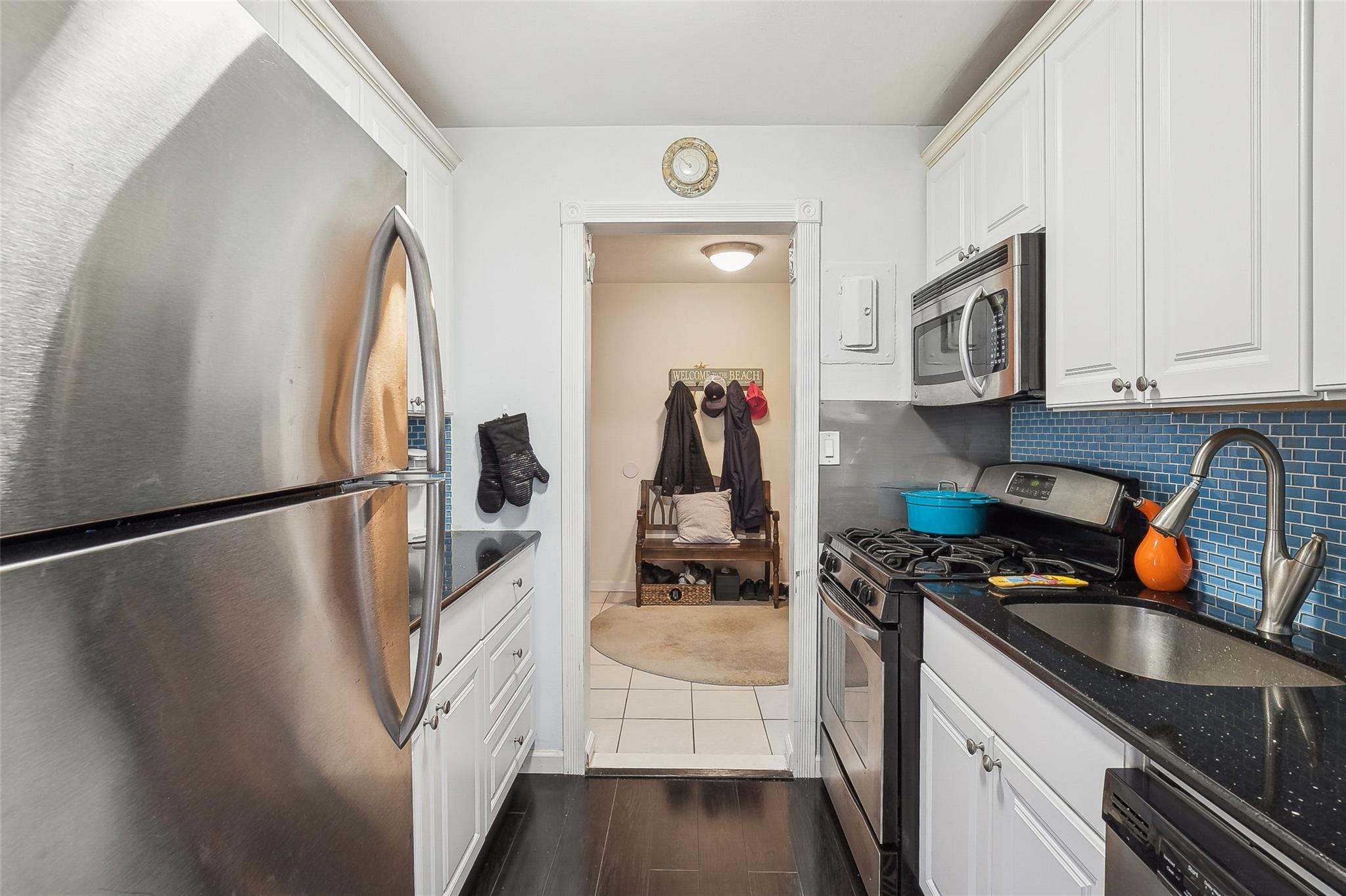 136 Church Street St #1D, Kings Park, New York image 15