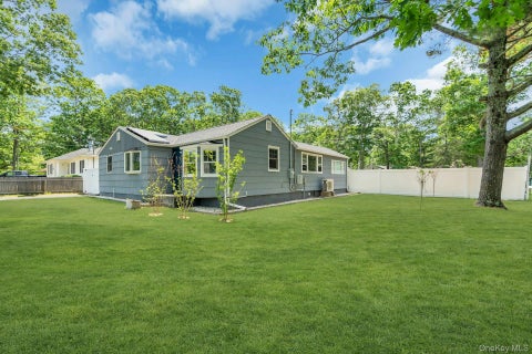 Homes For Sale - 94 E Bay Avenue<br/> Hampton Bays, NY 11946