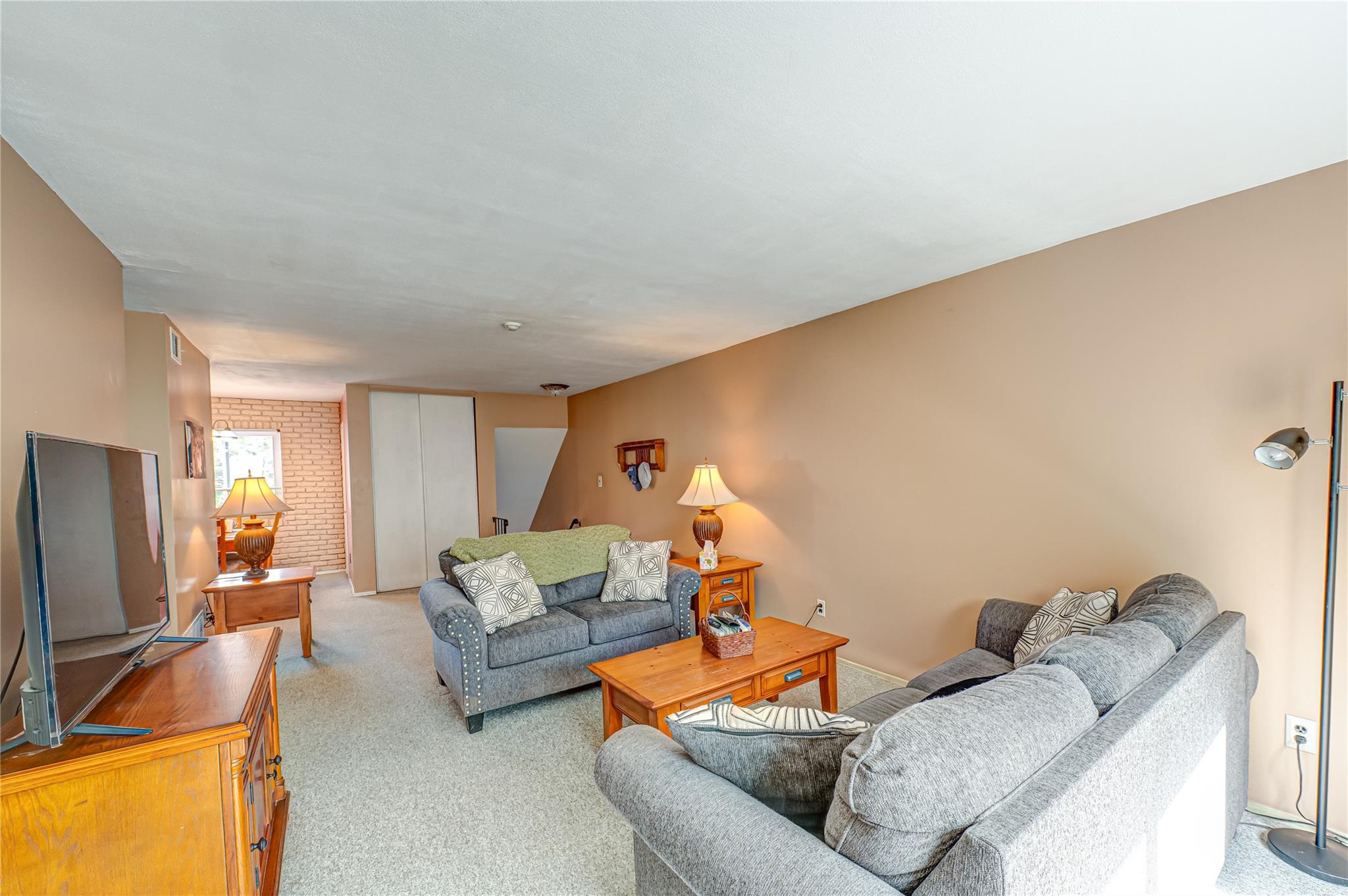 24 Monet Court #24, Middle Island, New York image 9