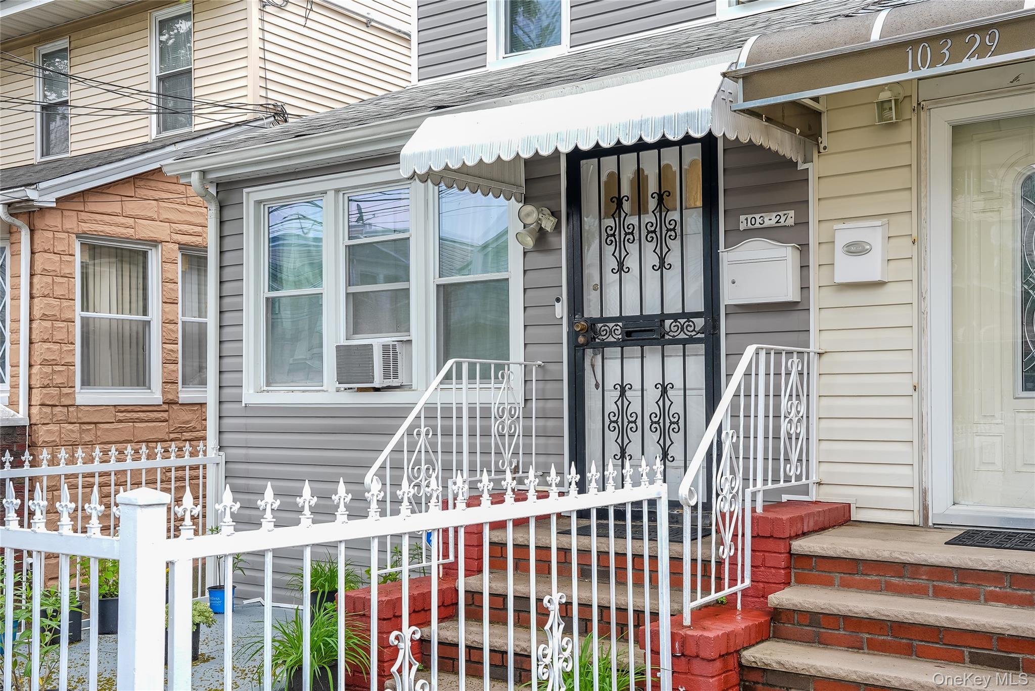 10327 109th Street - Photo 2