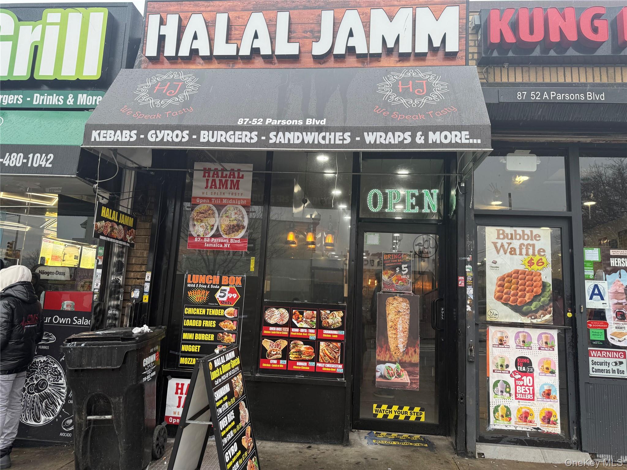 87-52 A Parsons Blvd