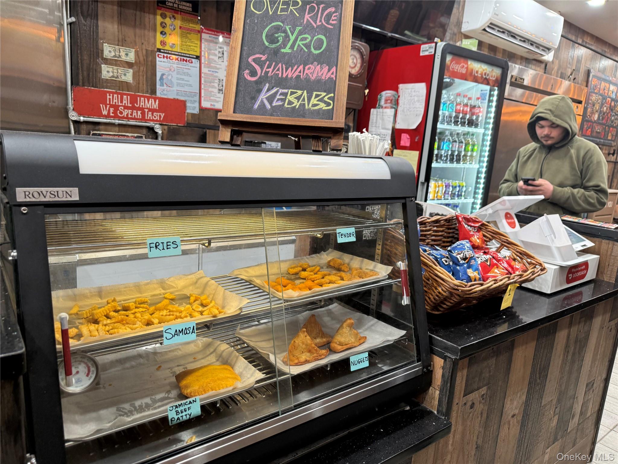 87-52 A Parsons Blvd