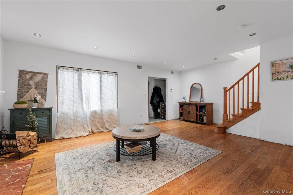 Photo of 82-06 166 street St, Hillcrest (Queens), NY 11432 (MLS # 942751)